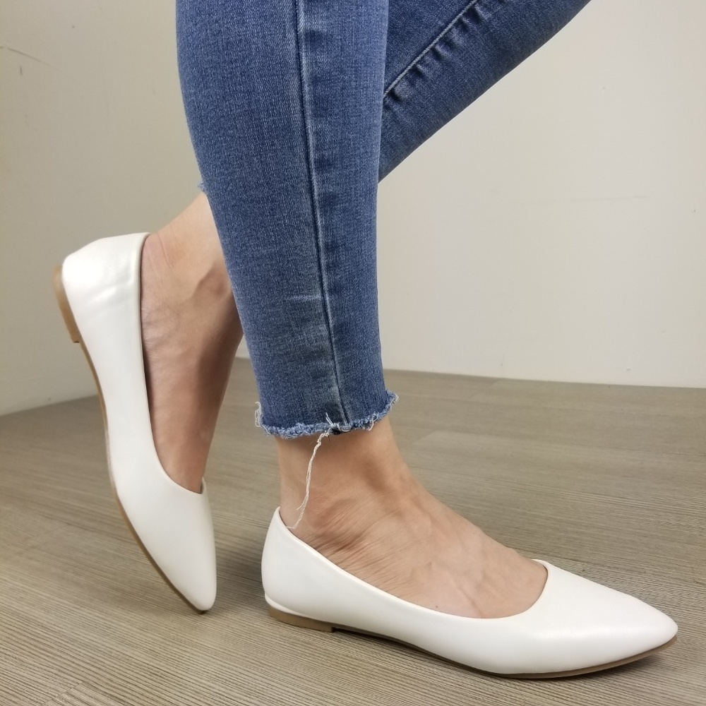 Faux Leather White Pointy Toe Flat Shoes - Picture 4 of 8
